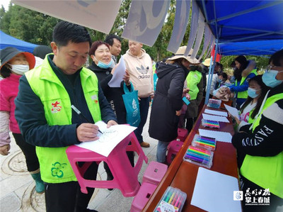 綠色新風尚 昆明市環境保護志愿服務活動進社區，環保咨詢暖人心